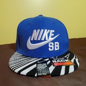 Nike SB Snapback Rare Design